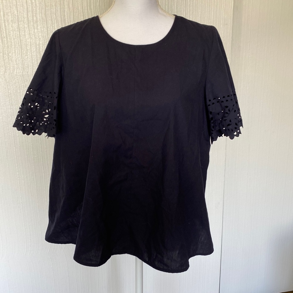 swing-style short sleeve with laser cut sleeves. last offer!! Donating otherwise
